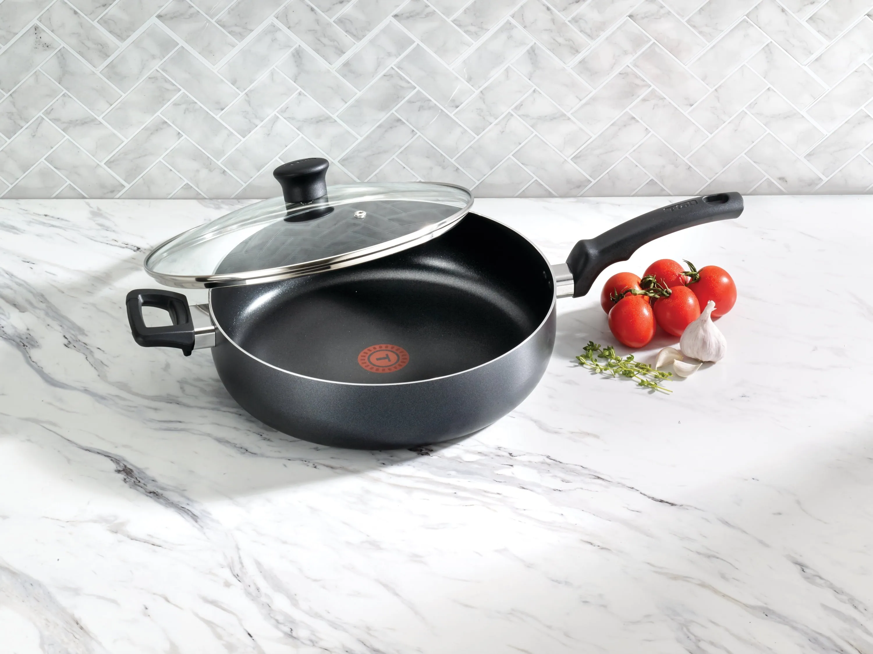 T-fal Kitchen Solutions Cookware, 5 Quart Non-Stick Jumbo Cooker With Lid, Black