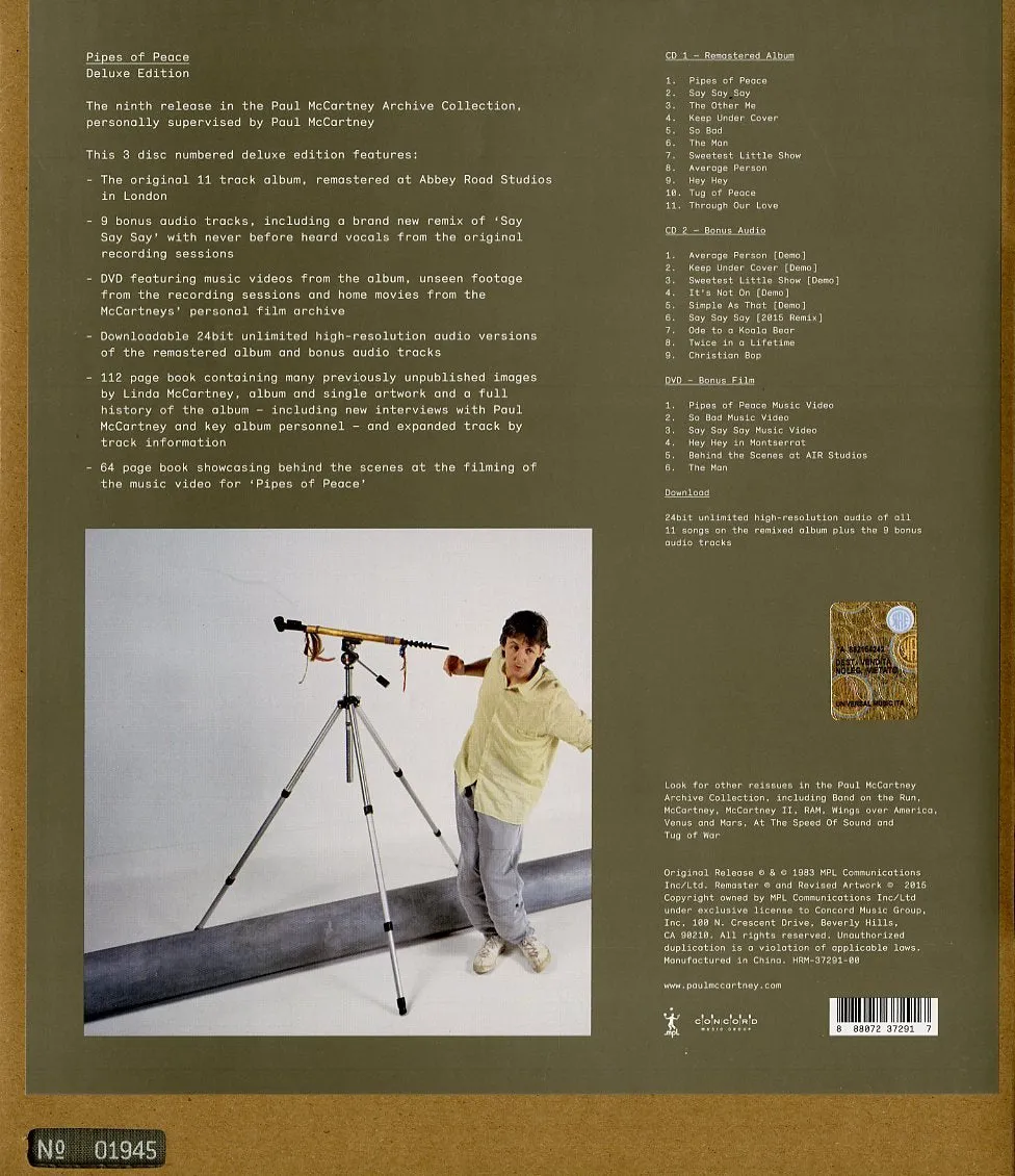 The Paul McCartney Pipes Of Peace Deluxe Collector's Set (CD/DVD)